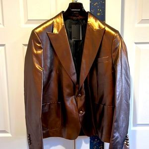 Stunning copper colored 2 button dinner jacket.